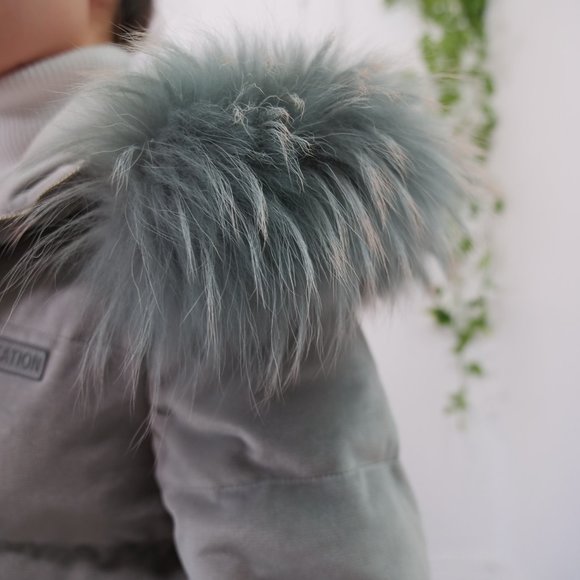 Long Super warm winter voat with beautiful faux fur collar - Picture 3 of 15